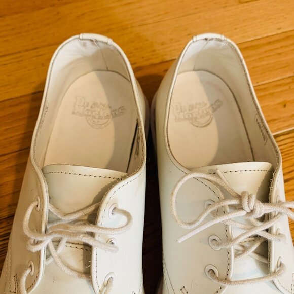 Dr. Martens Women's 1461 Mono 3-Eye White Smooth Leather - Picture 13 of 16